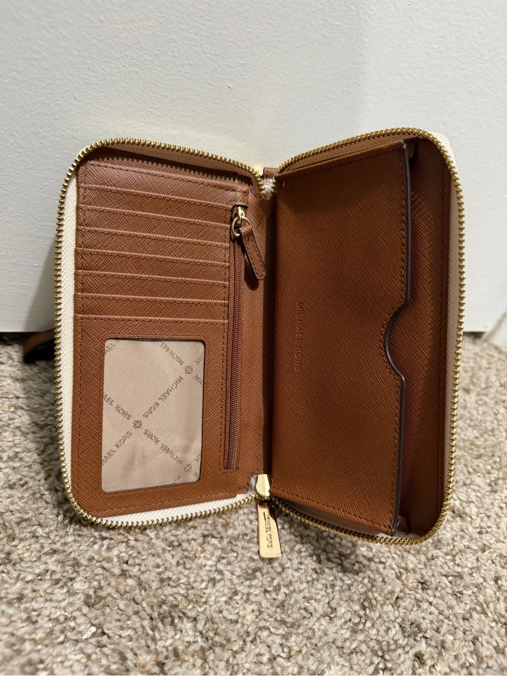 NWOT Michael Kors Cream and Light Gray MK Logo Wristlet with Gold Hardware